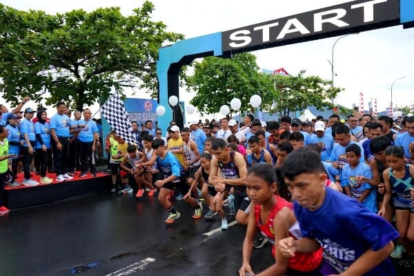 Ribuan Peserta Run 5K dan 10K Meriahkan Hari Bhayangkara Ke-78