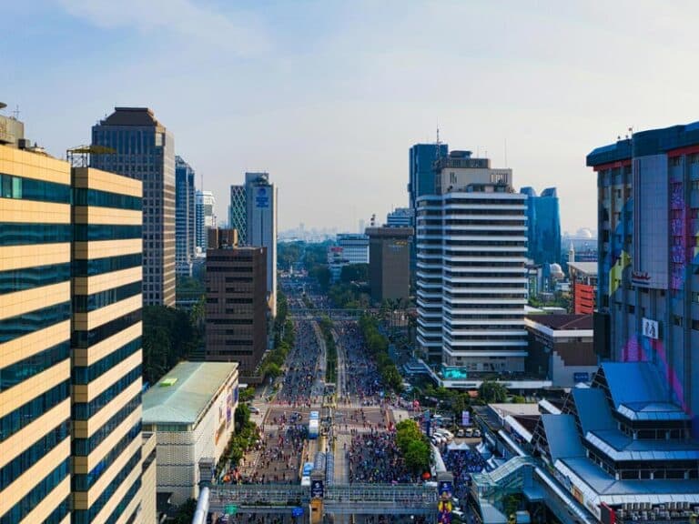 jumlah bahasa di Indonesia