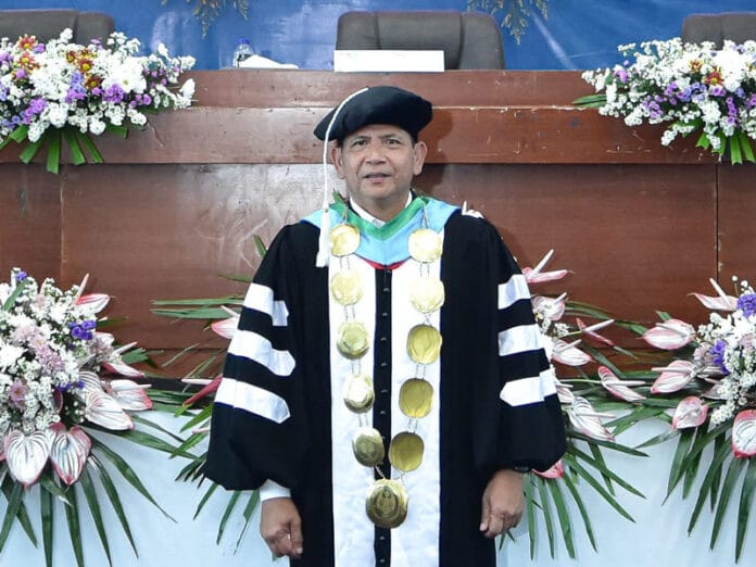 prof frederik makadada