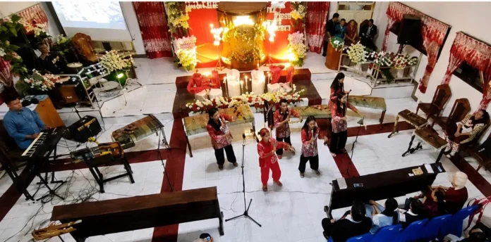 tim musik tradisi SMP negeri 3 Narator