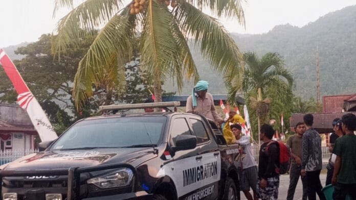pengawasan warga negara asing